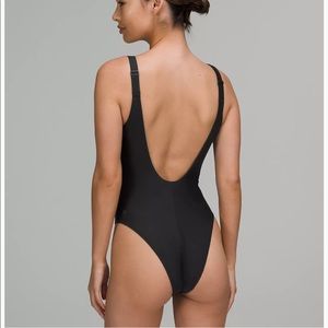 Lululemon waterside V Neck Skimpy one piece - NWT